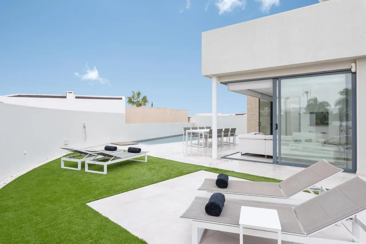 Karat Villa Neveda Costa Adeje