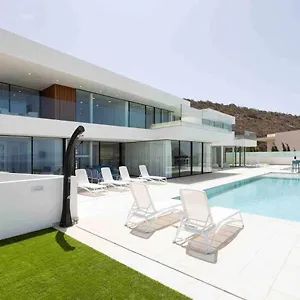 New Luxurious Private Costa Adeje (Tenerife)
