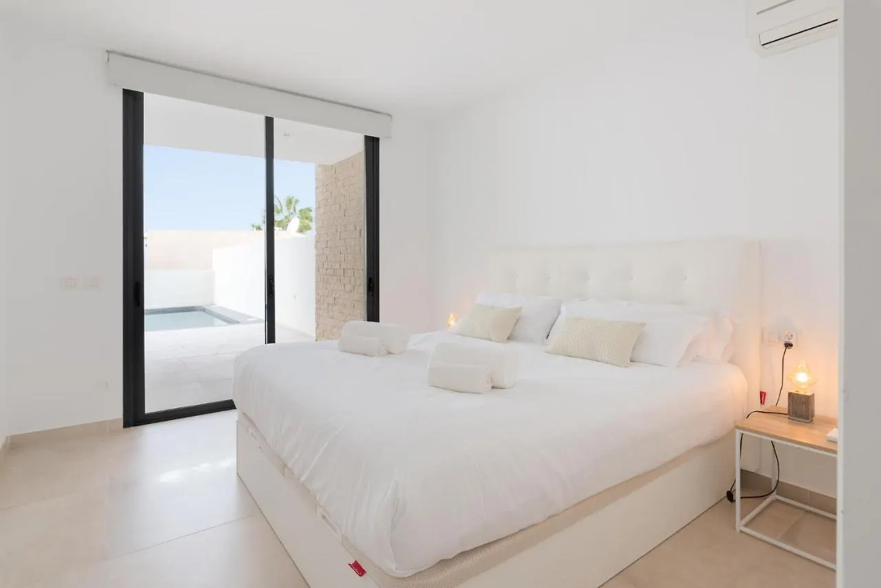 Karat Villa Neveda Costa Adeje