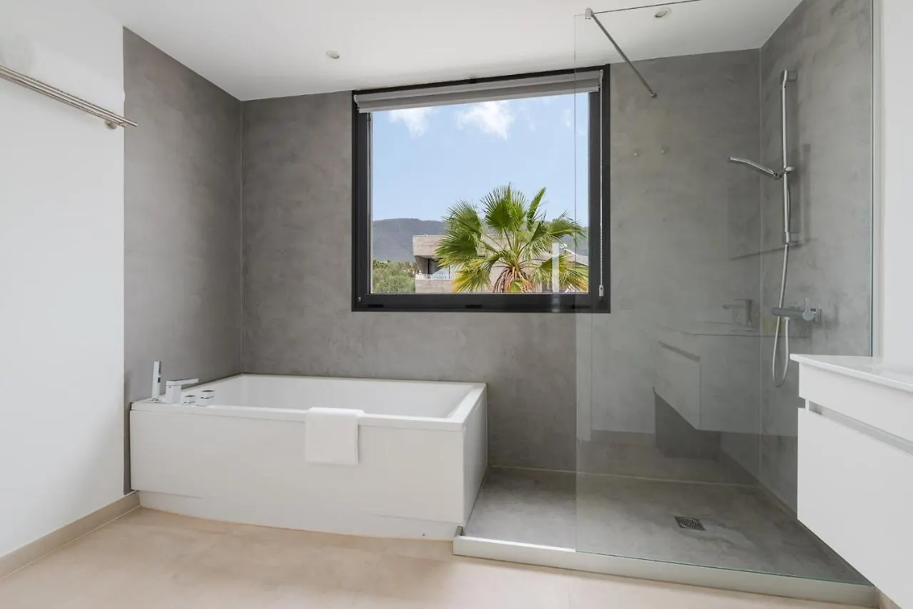 Karat Villa Neveda Costa Adeje
